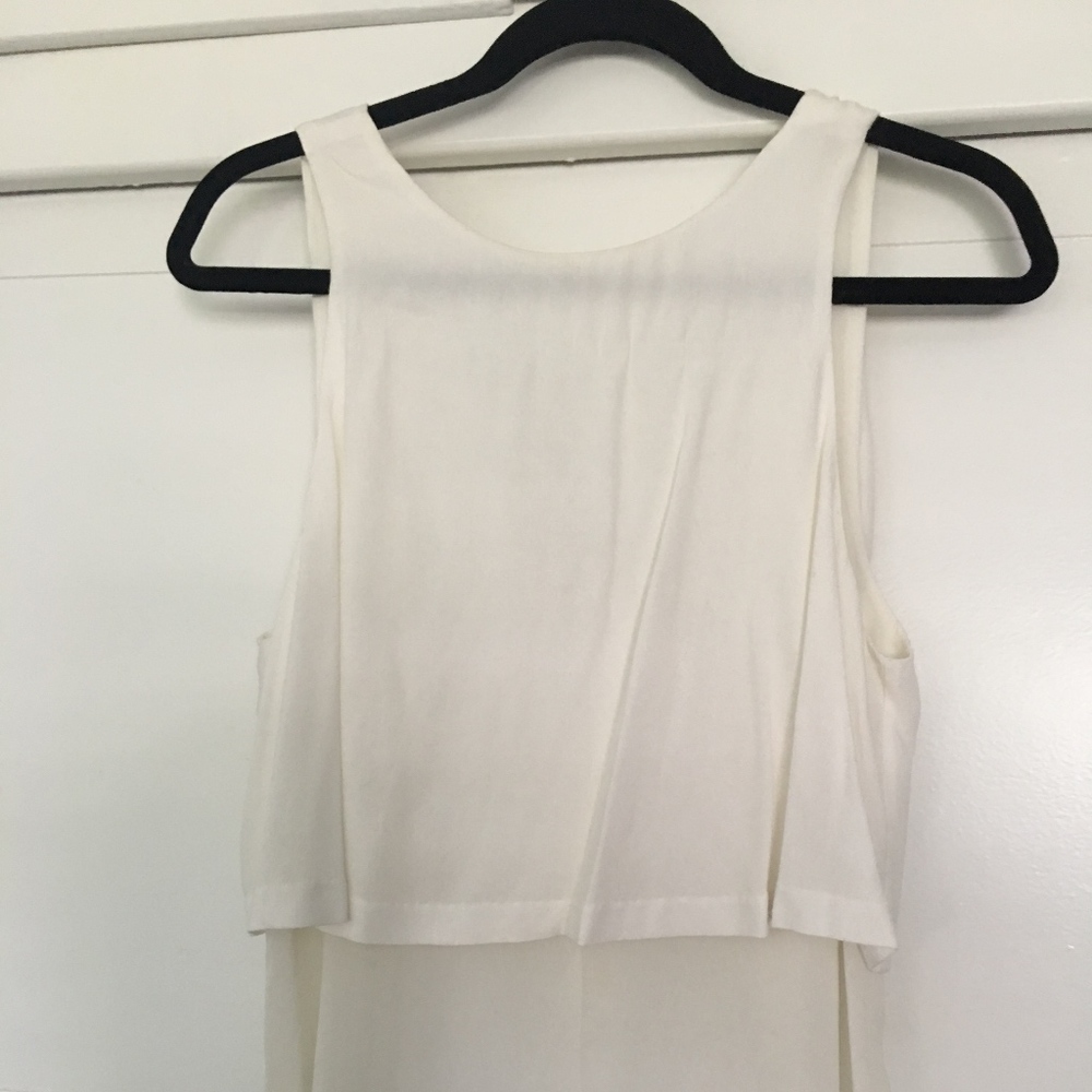 ASTR cream sleveless blouse